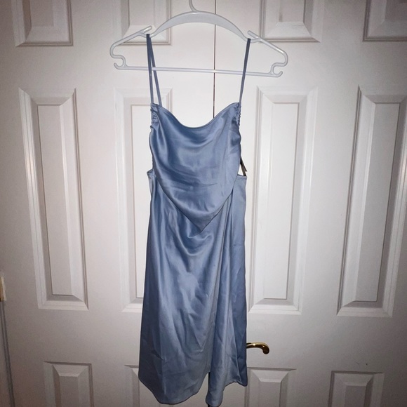 Dress - Picture 1 of 4